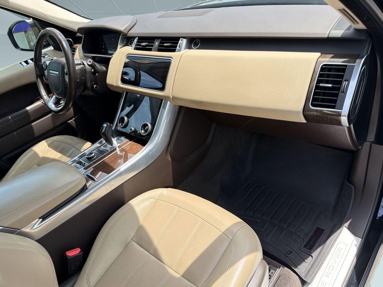 Used 2019 Land Rover Range Rover Sport HSE AWD/4WD image 30
