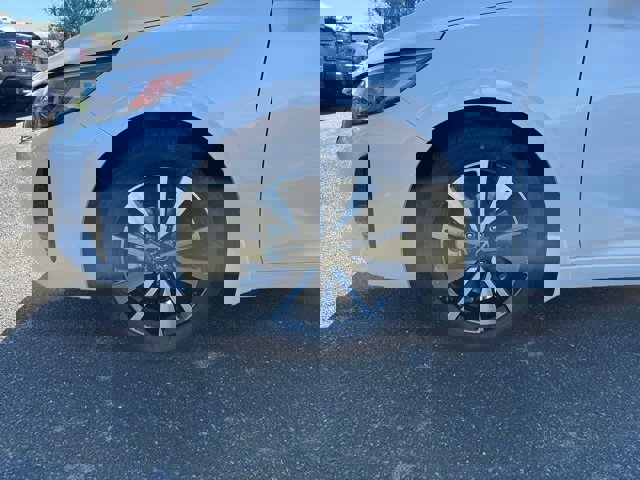 New 2025 Nissan Sentra SV w/ SV Premium Package image 9