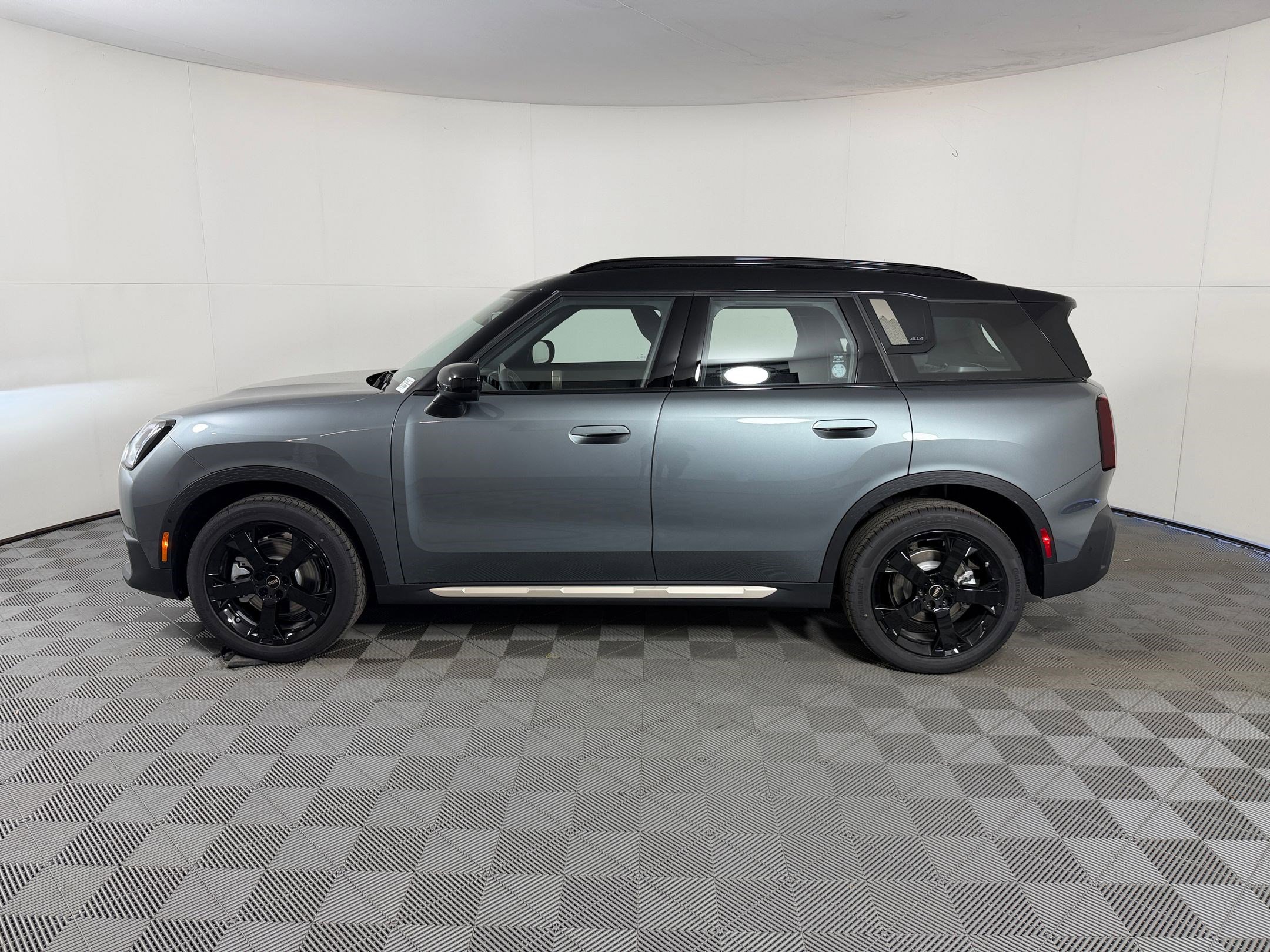New 2027 MINI Cooper Countryman S AWD/4WD image 2