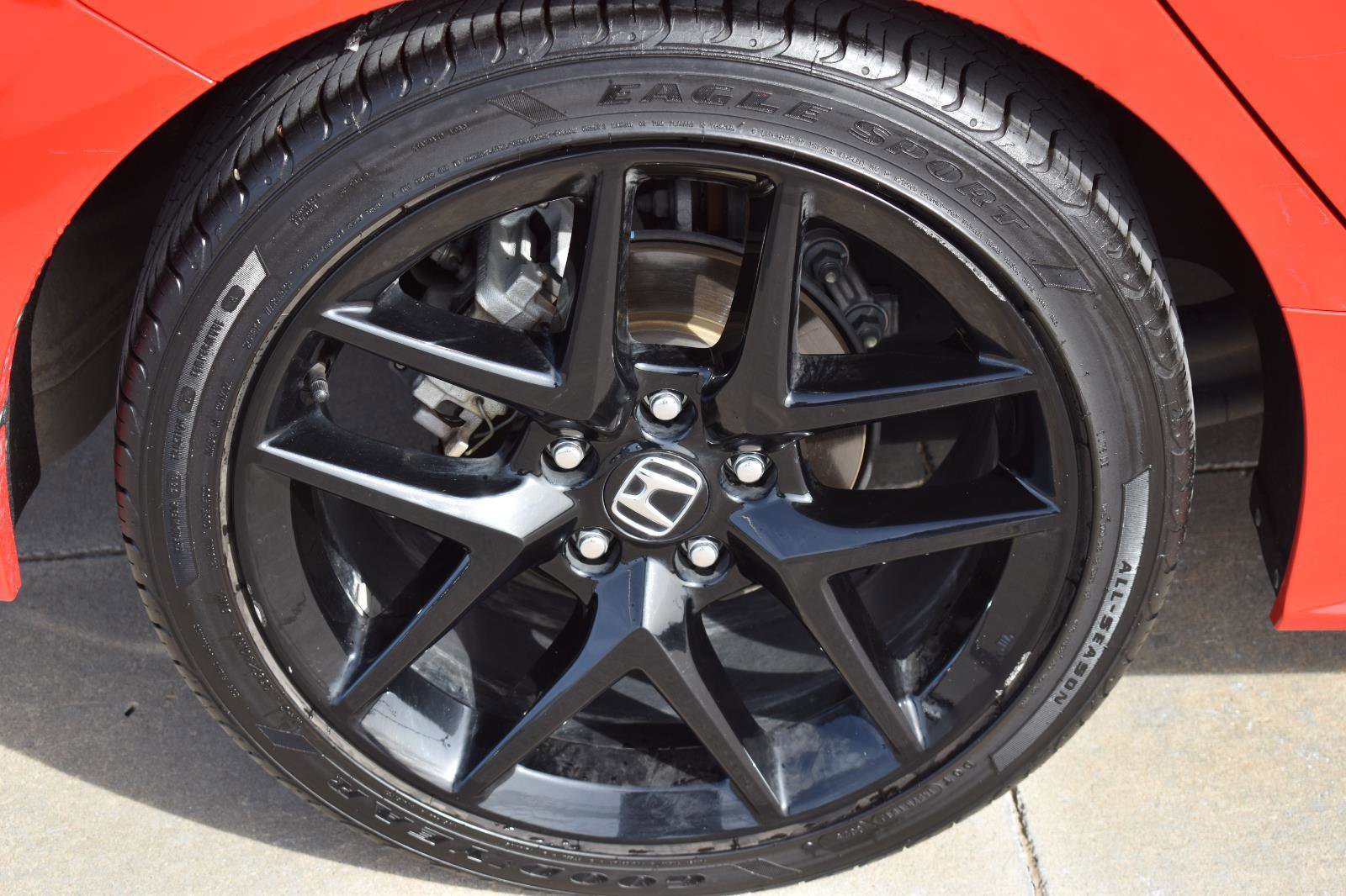 Used 2025 Honda Civic Sport image 12