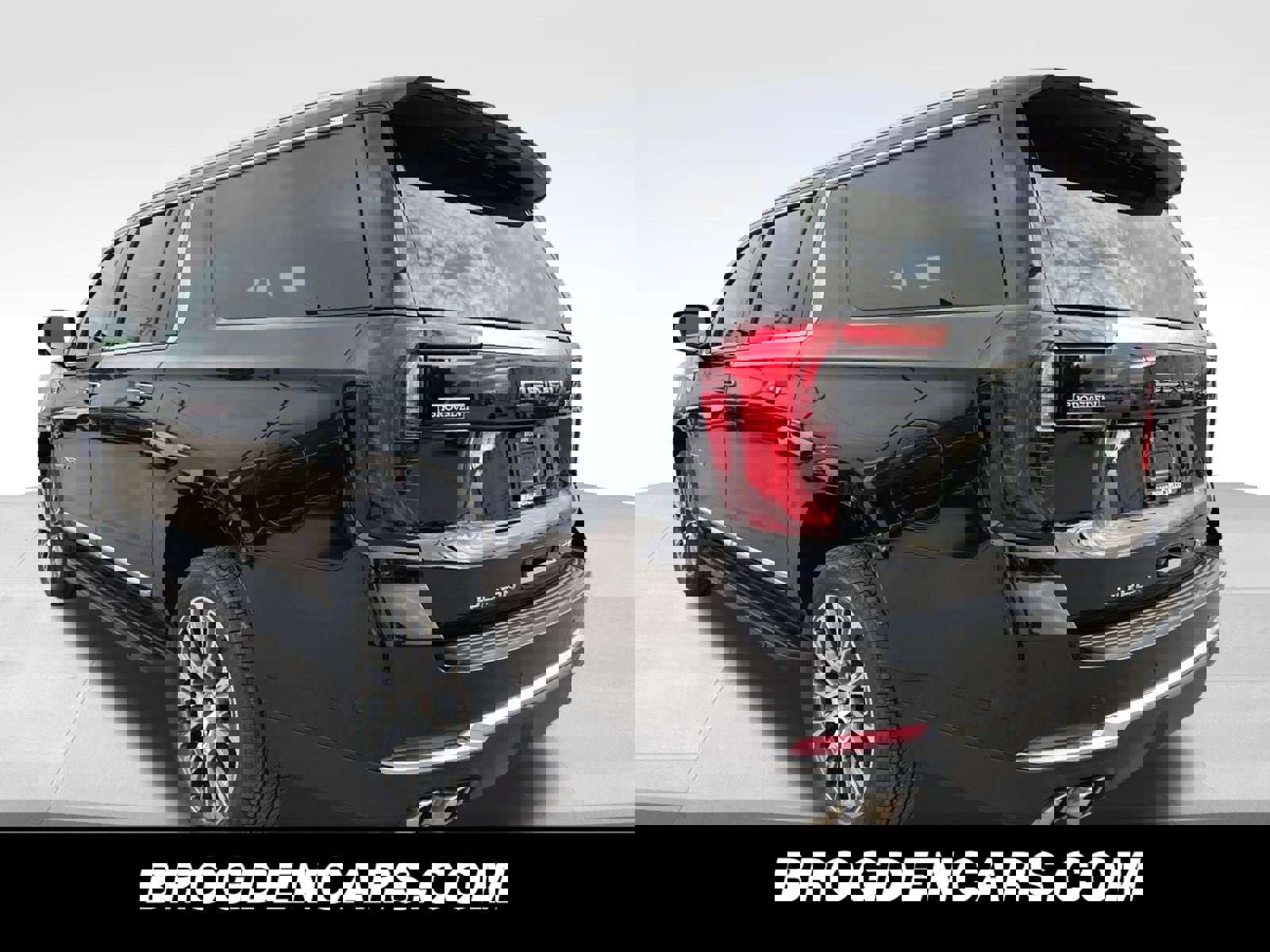 New 2026 GMC Yukon XL Denali image 10