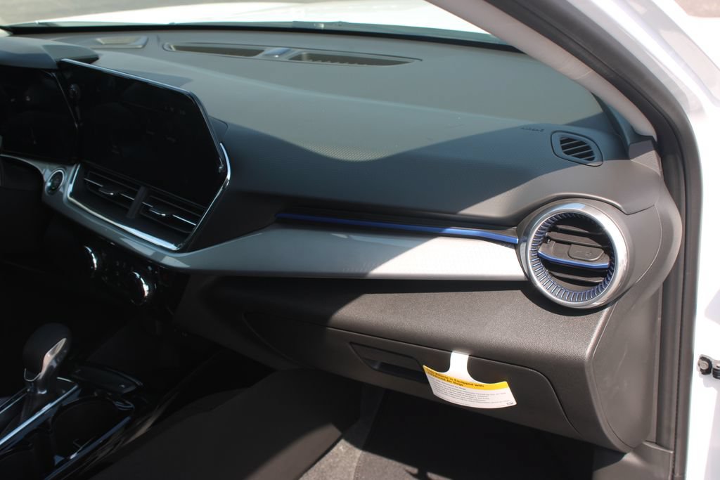 New 2026 Chevrolet Trax LT w/ Driver Confidence Package FWD image 30
