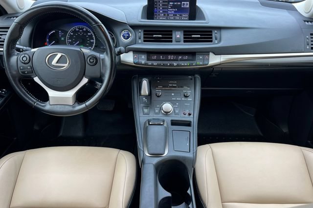 Used 2017 Lexus CT 200h FWD image 16