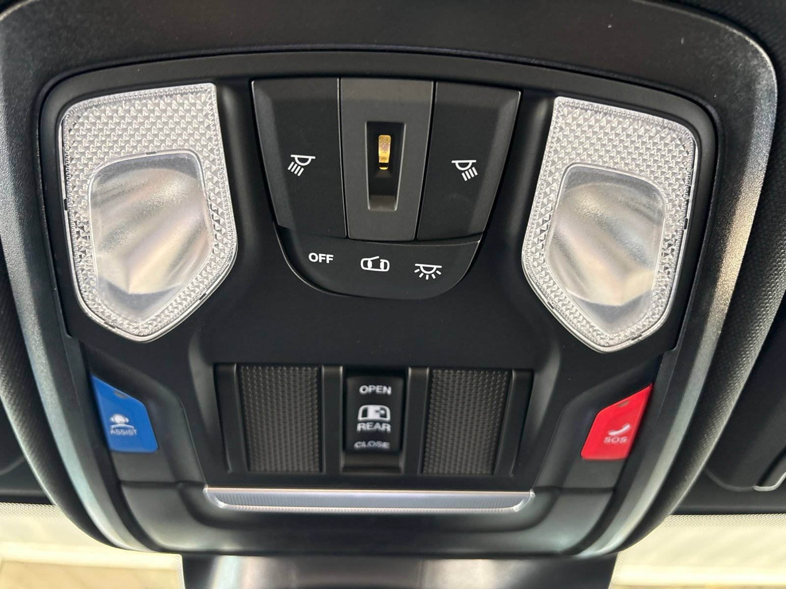 New 2026 RAM 2500 Tradesman AWD/4WD image 17