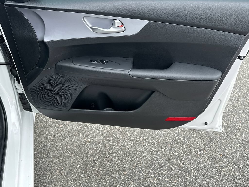 Certified 2024 Kia Forte LXS FWD image 14
