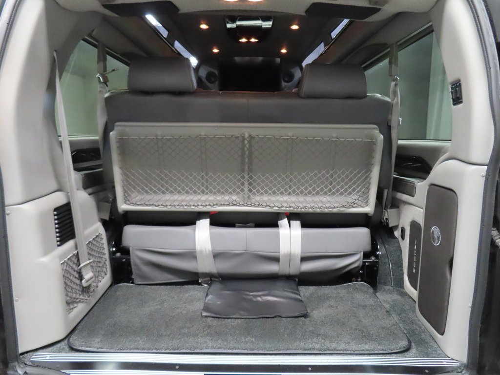 Used 2022 GMC Savana 2500 Extended w/ Enhanced Convenience Package image 33