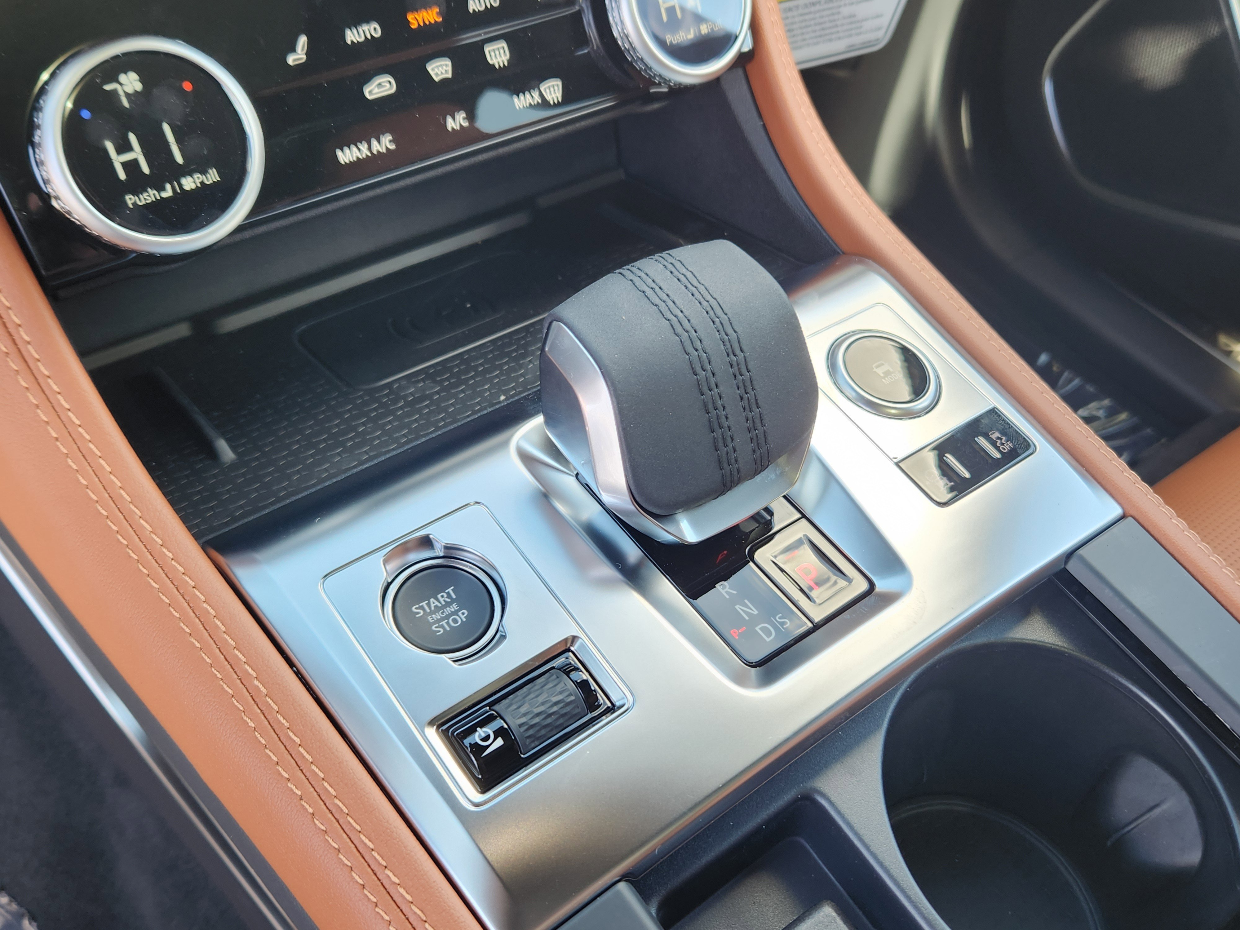 New 2026 Jaguar F-PACE R-Dynamic S image 10