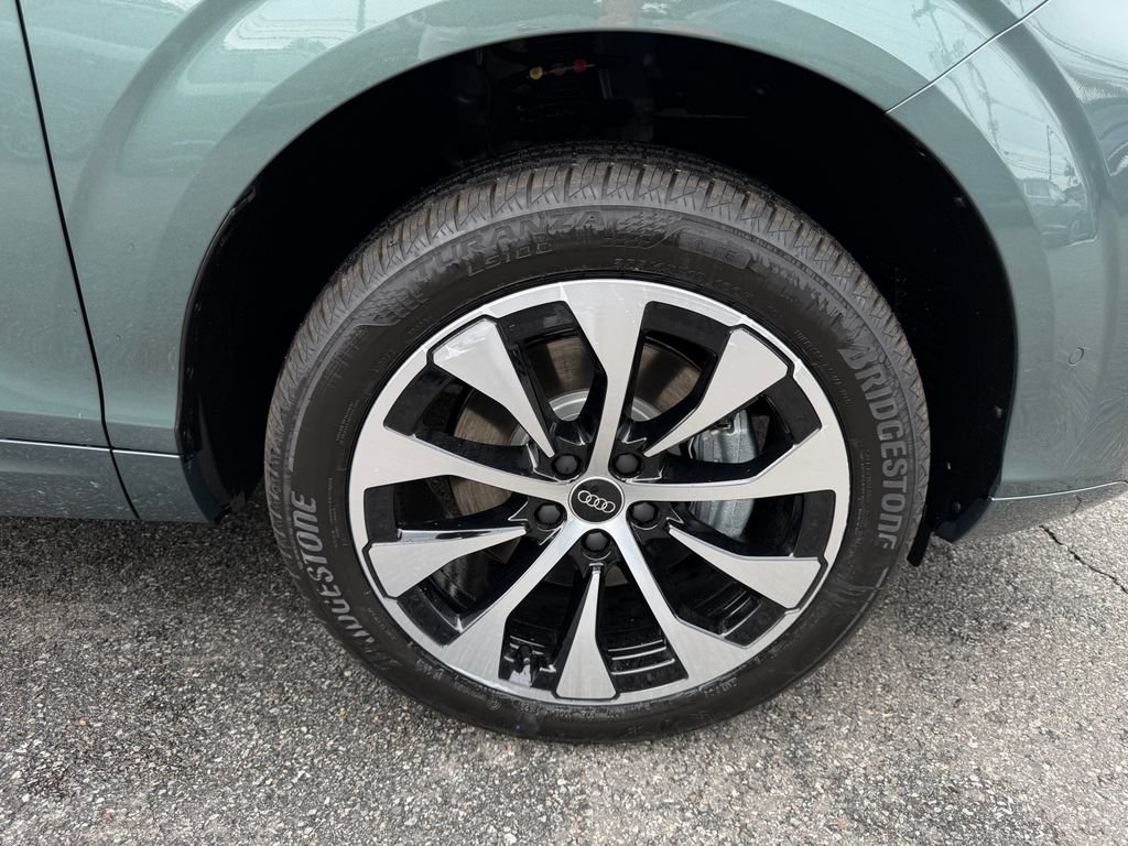 New 2026 Audi Q3 quattro 2.0T AWD/4WD image 11