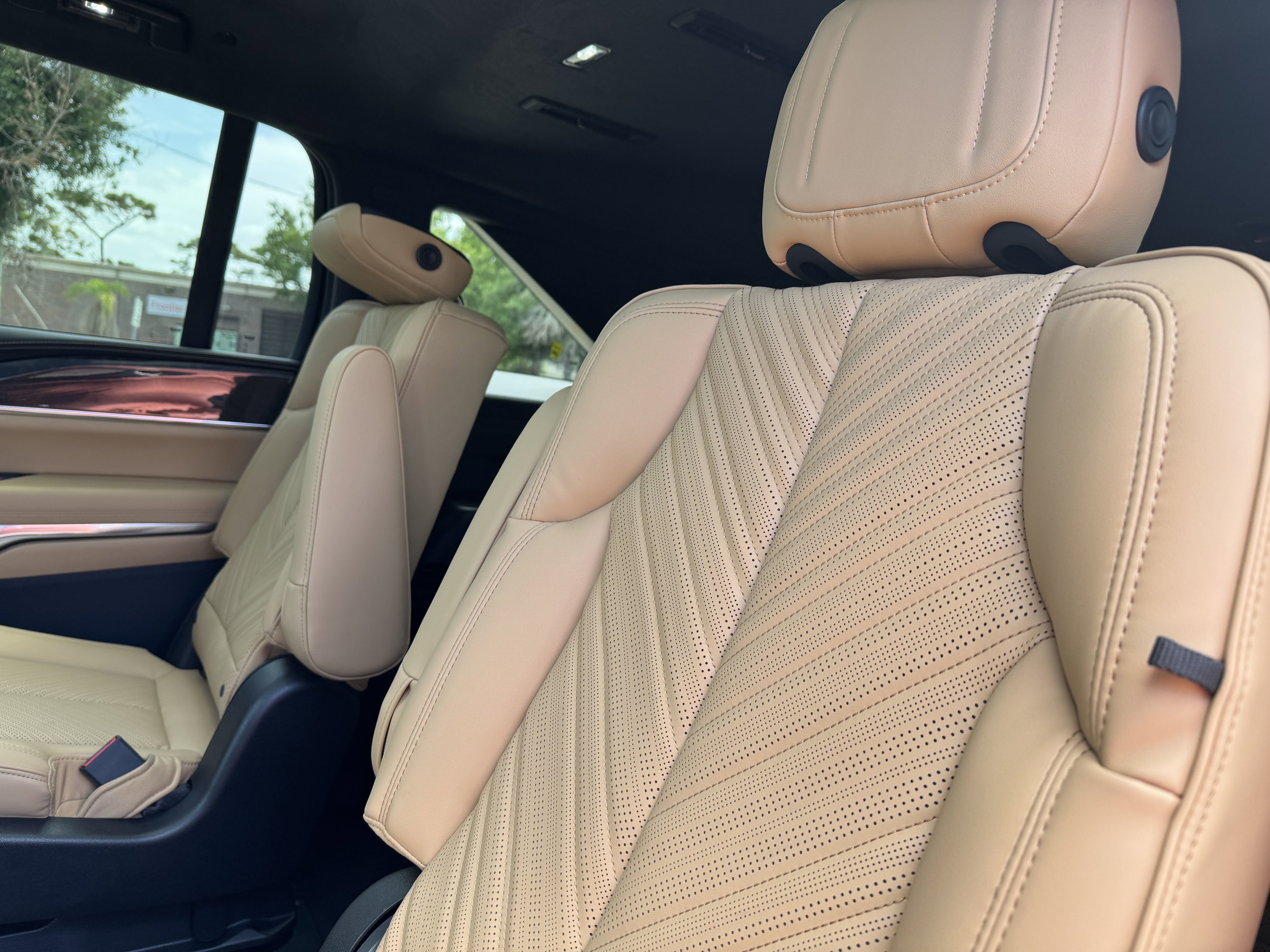 New 2025 Cadillac Escalade IQ Luxury 2 image 20