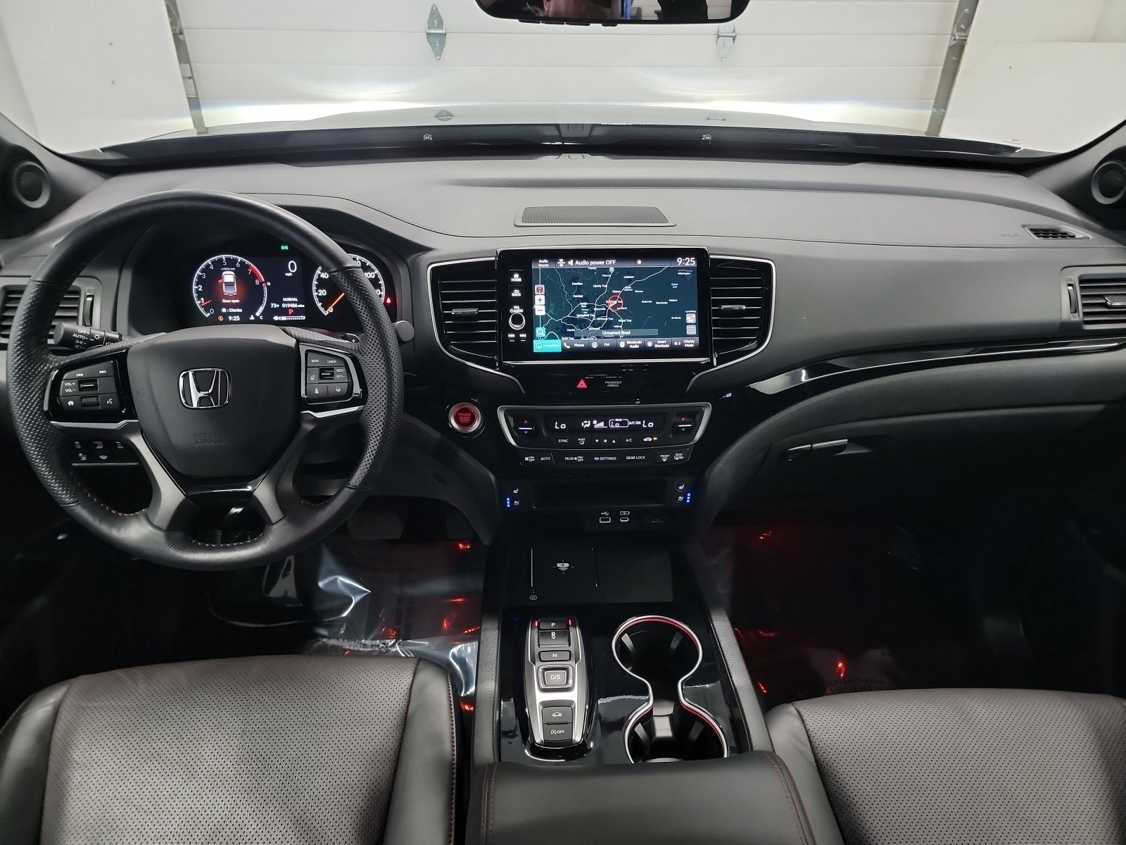 Used 2024 Honda Ridgeline Black Edition image 11