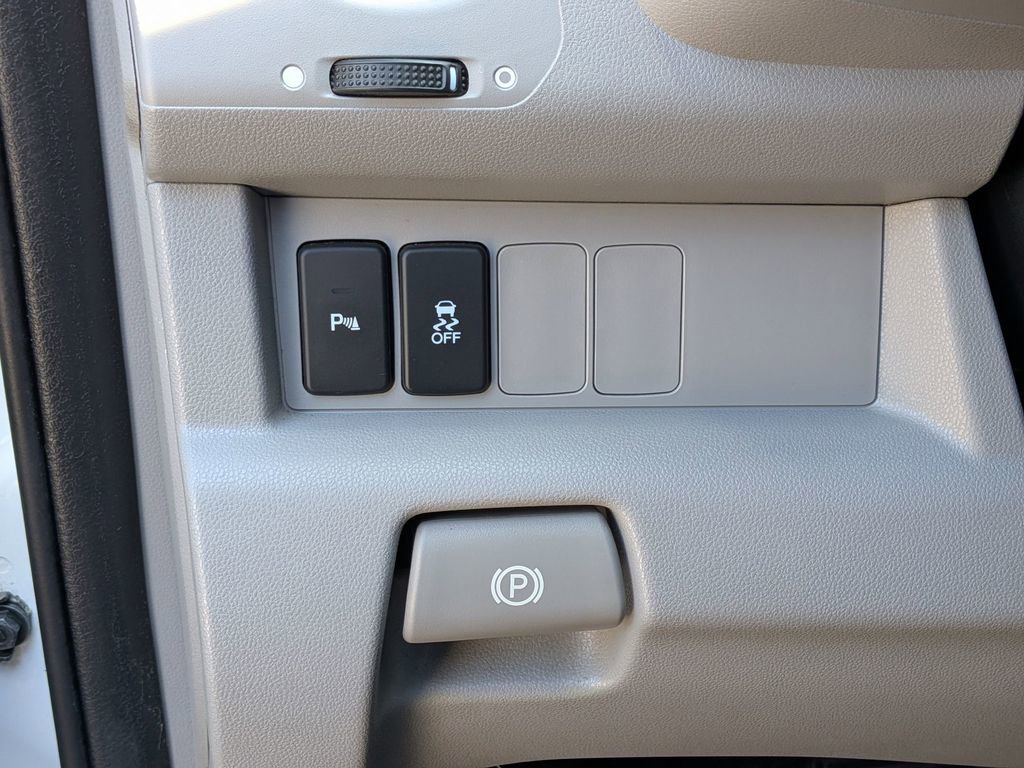 Used 2015 Honda Pilot Touring image 17