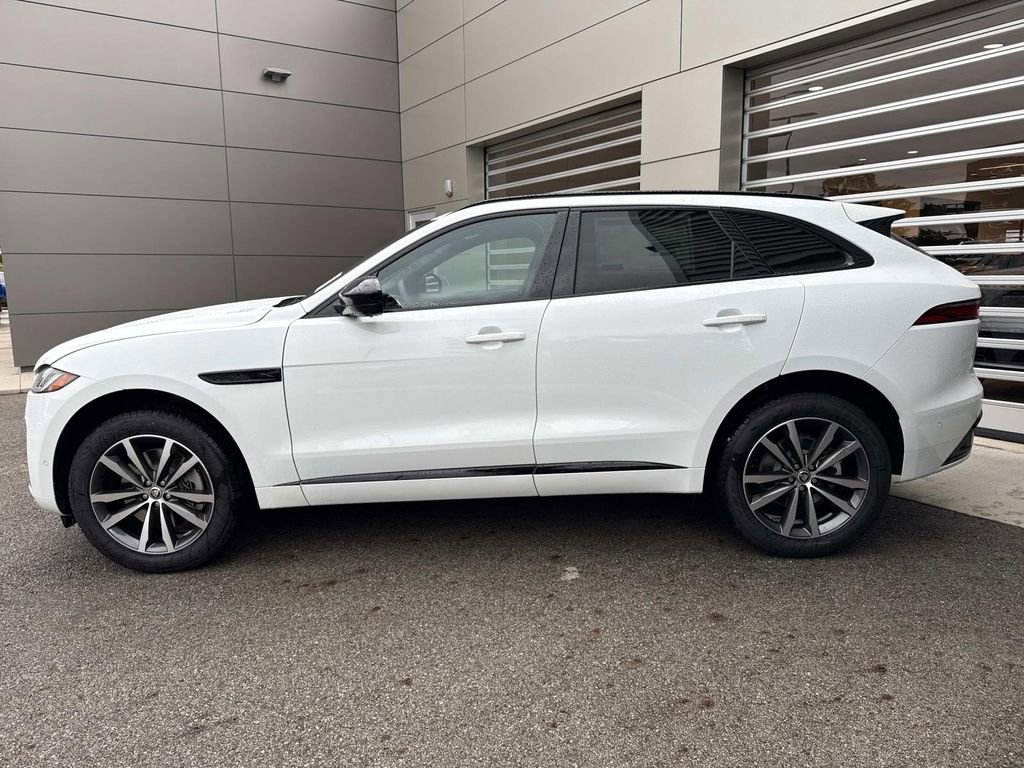 New 2026 Jaguar F-PACE R-Dynamic S AWD/4WD image 4