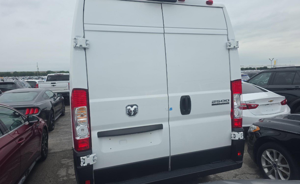 Used 2024 RAM ProMaster 2500 w/ Safety Group FWD image 5