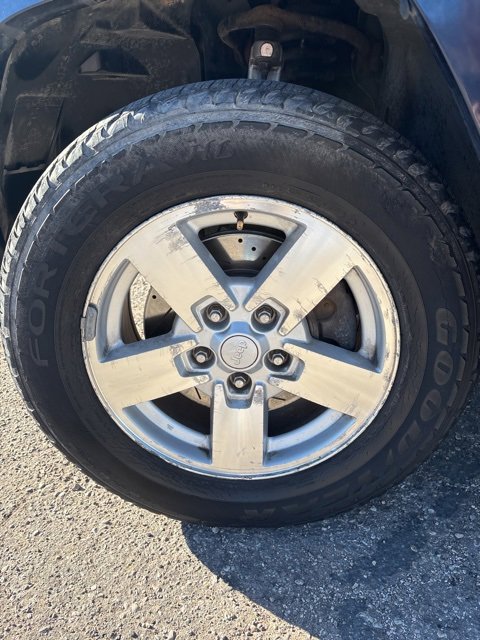 Used 2006 Jeep Commander Limited image 28