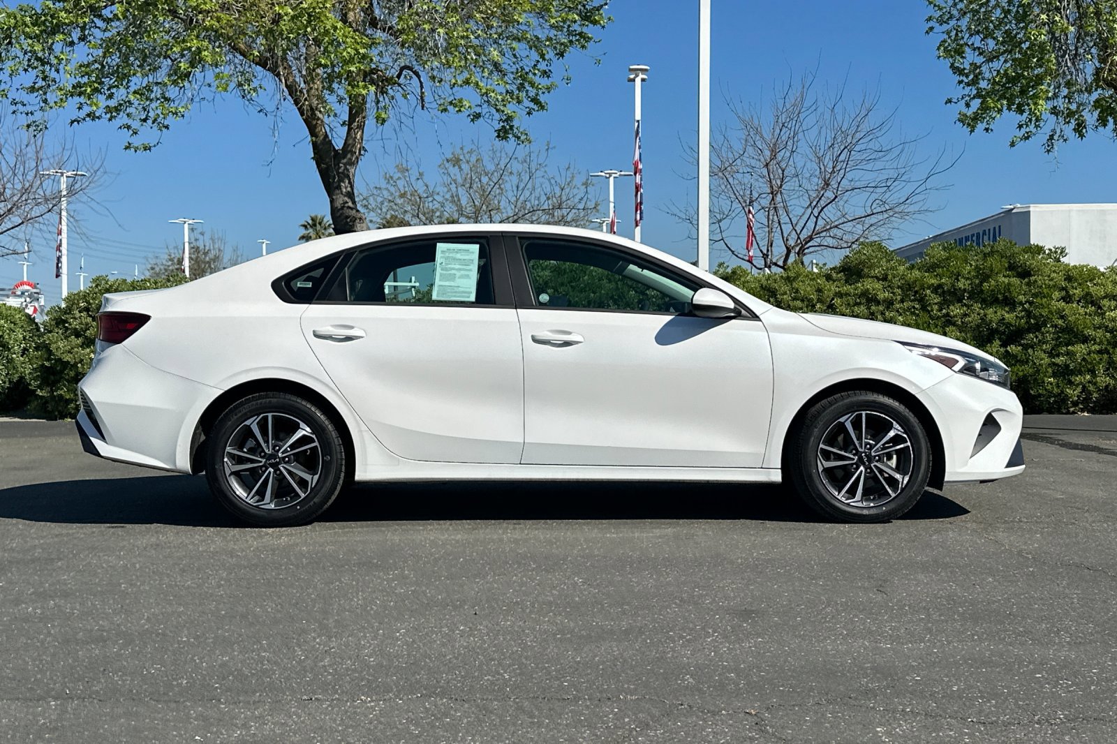 Used 2024 Kia Forte LXS image 3