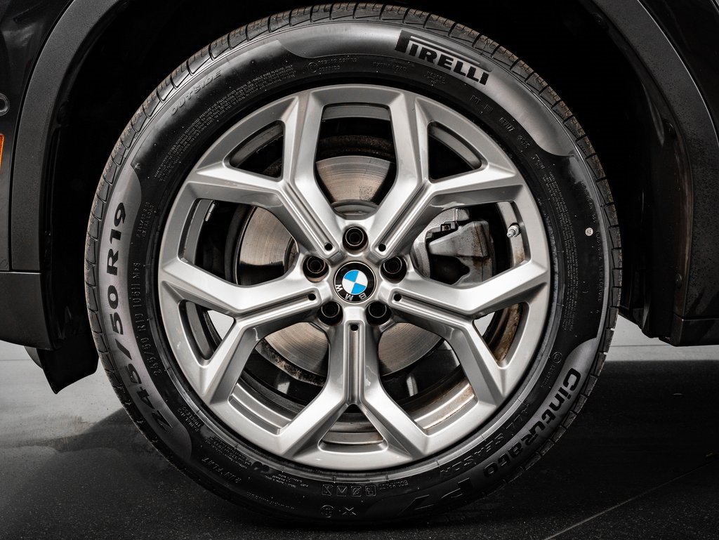 Certified 2024 BMW X3 xDrive30i w/ Convenience Package image 13