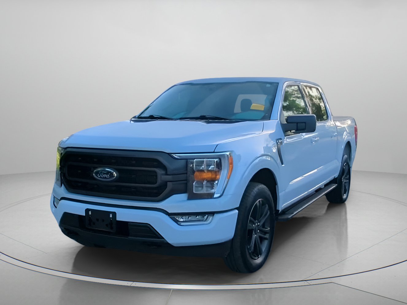 Certified 2022 Ford F150 XLT w/ Equipment Group 302A High image 11