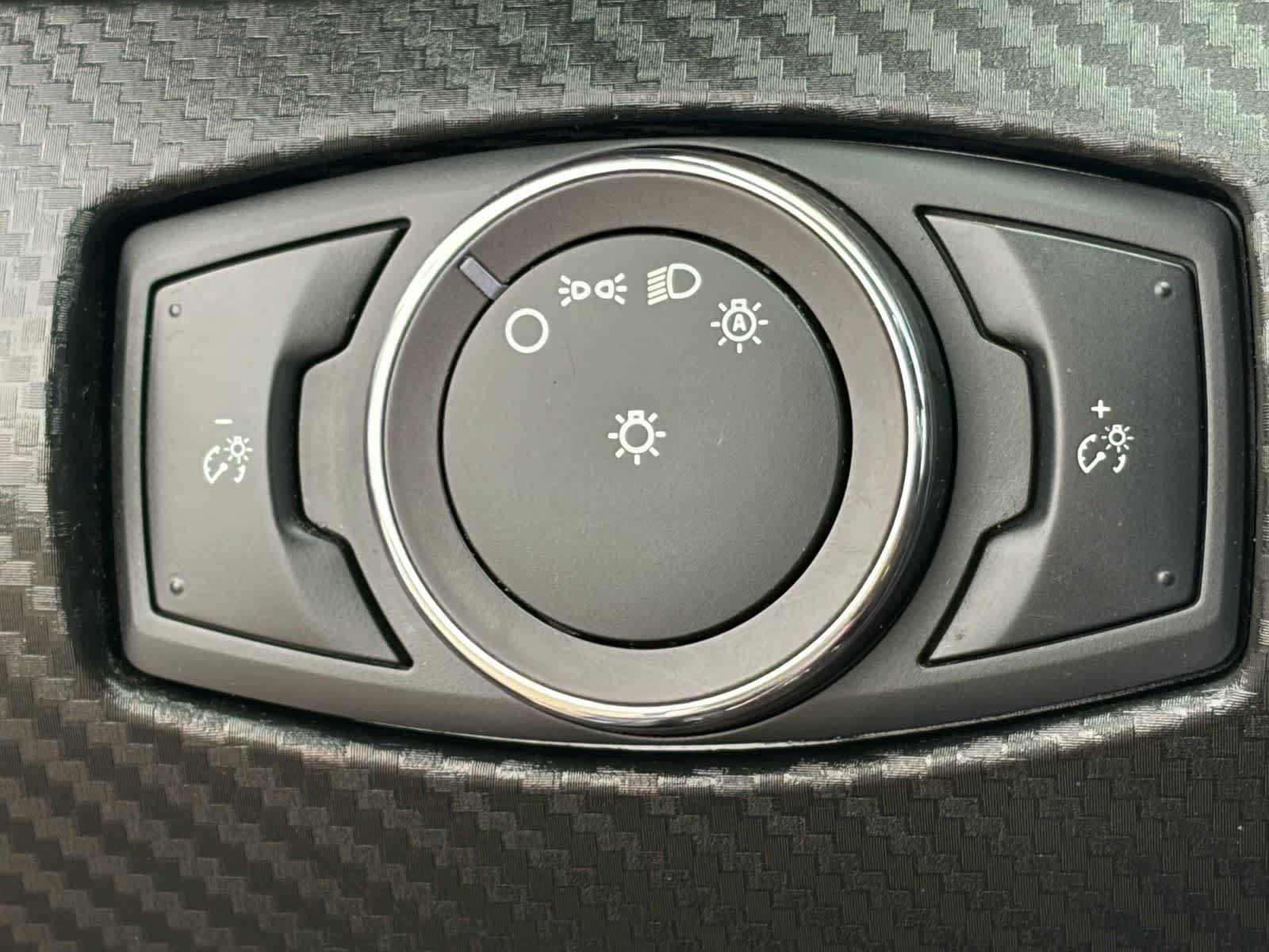 Used 2019 Ford Mustang Coupe RWD image 14