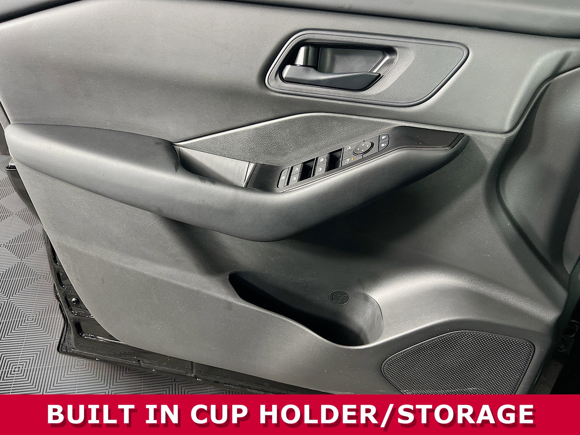 Used 2026 Nissan Rogue S image 18