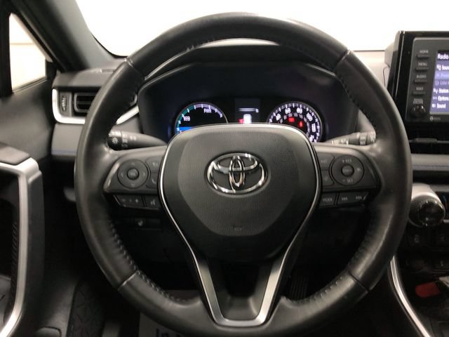 Used 2022 Toyota RAV4 SE w/ SE Grade Weather Package AWD/4WD image 16