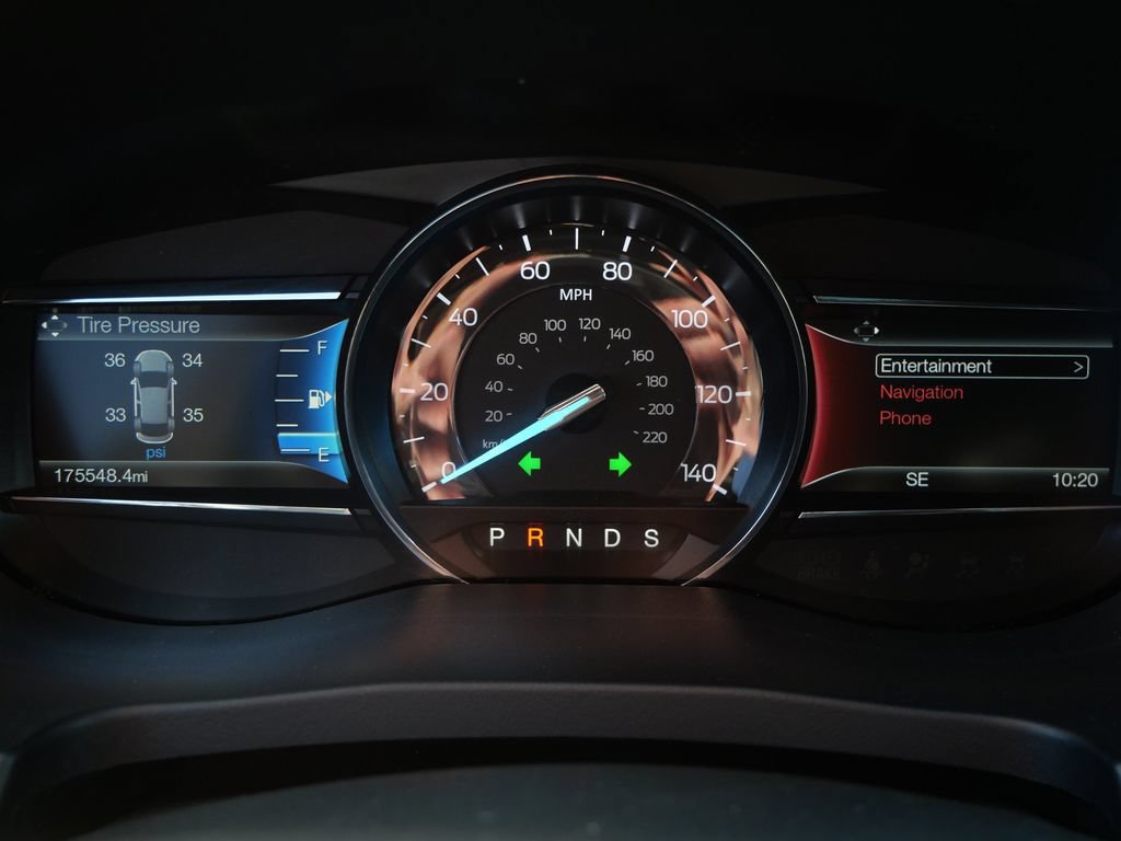 Used 2017 Ford Explorer Limited AWD/4WD image 34