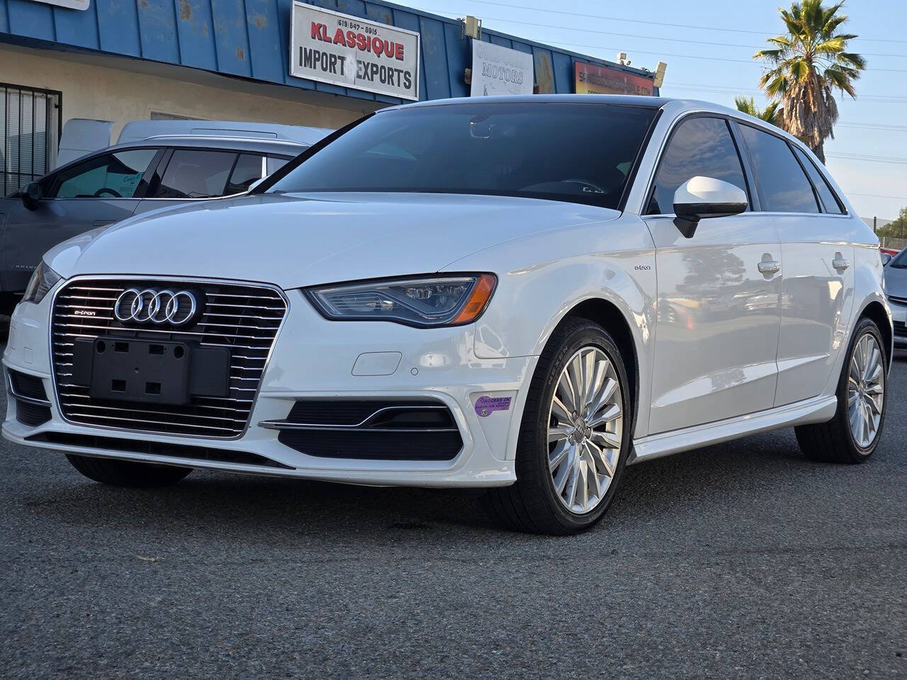Used 2016 Audi A3 e-tron Premium Plus w/ Premium Plus Package FWD image 8