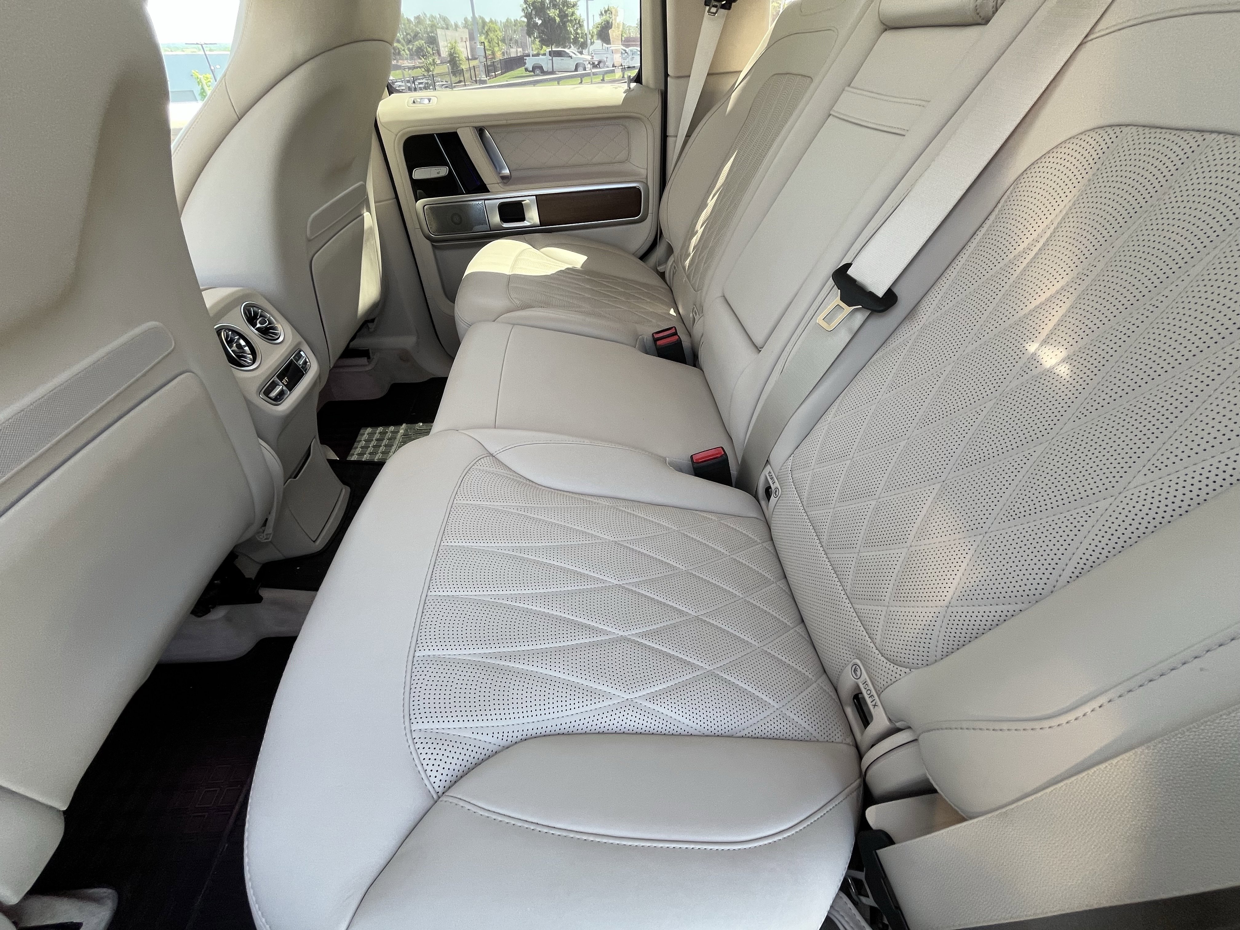 Used 2023 Mercedes-Benz G 550 image 31