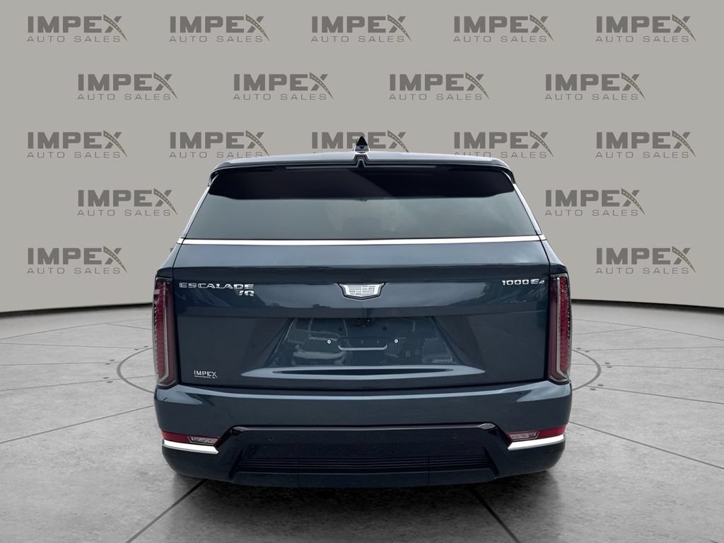 Used 2025 Cadillac Escalade IQ Luxury 1 AWD/4WD image 4