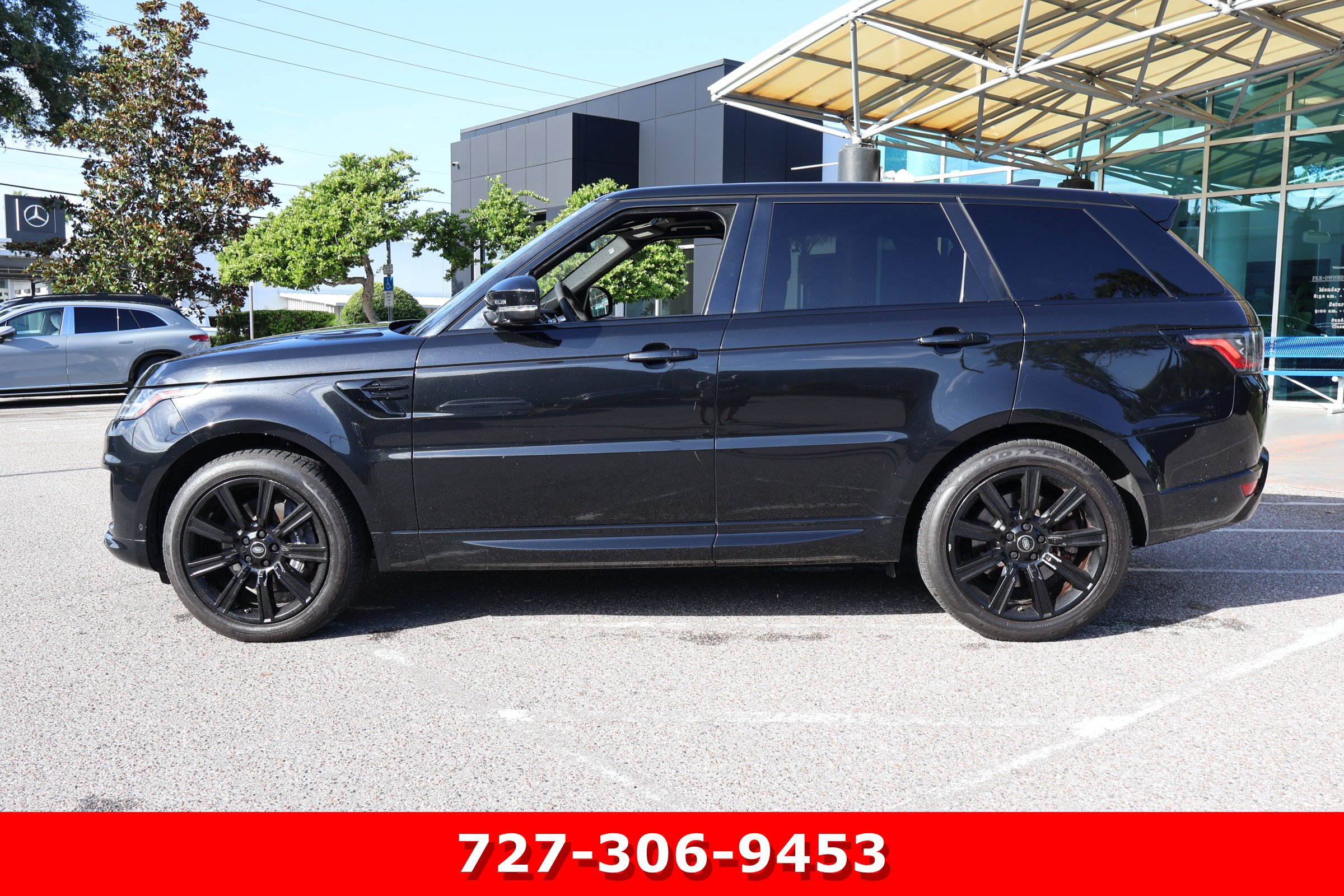 Used 2020 Land Rover Range Rover Sport HST AWD/4WD image 4