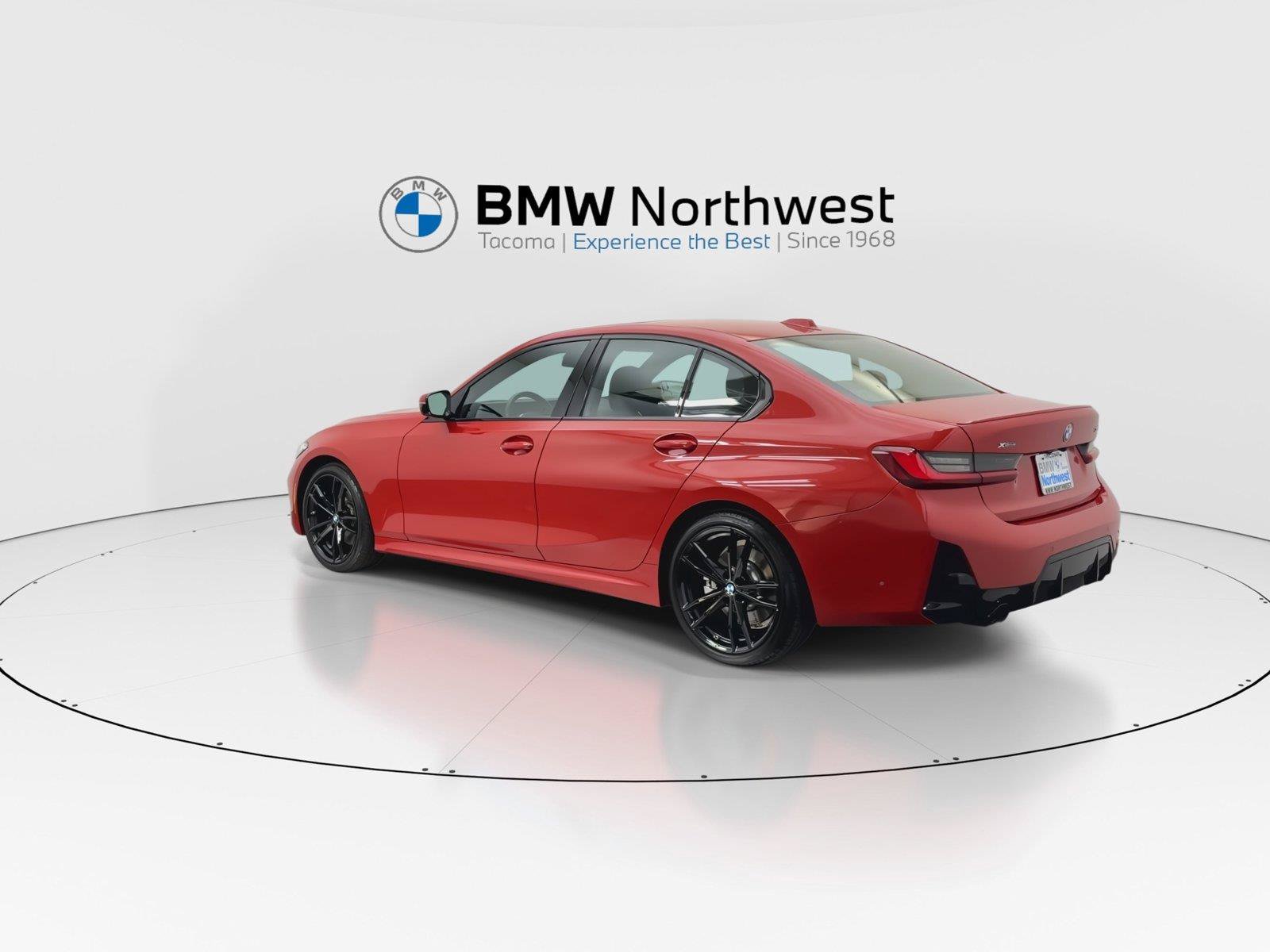 Used 2023 BMW 330i xDrive Sedan w/ M Sport Package AWD/4WD image 12