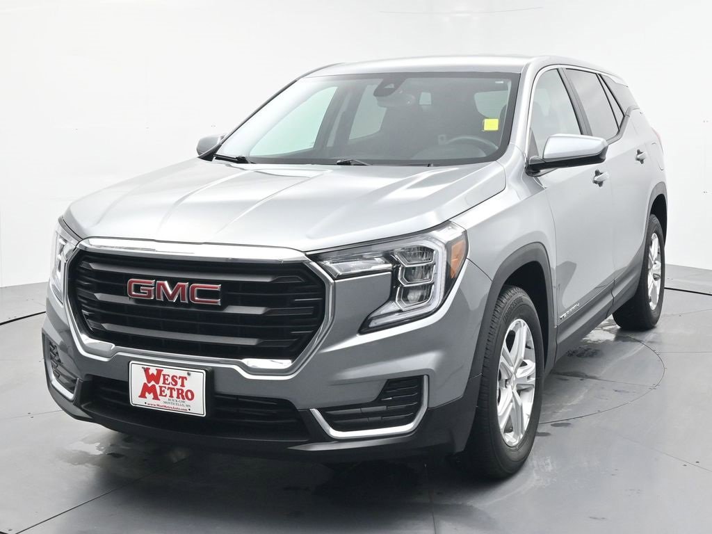 Certified 2024 GMC Terrain SLE image 2