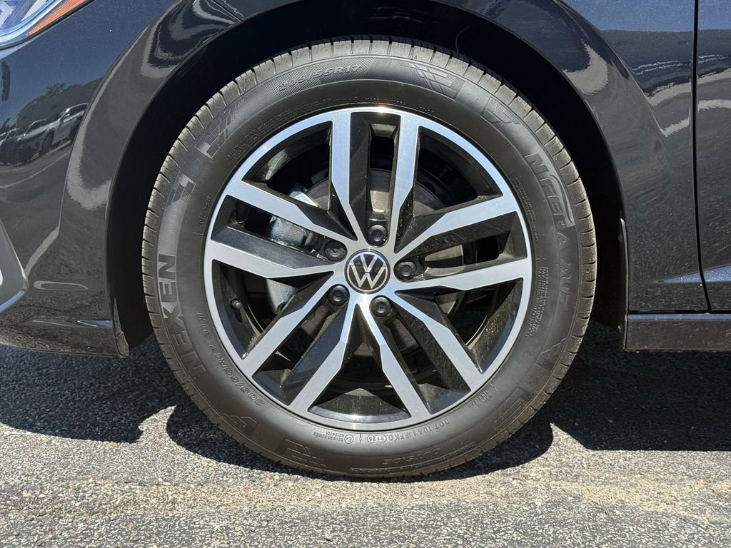 New 2026 Volkswagen Jetta SE image 9