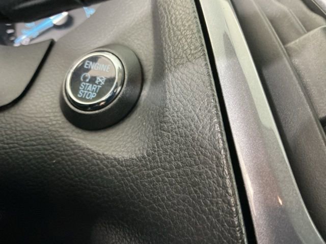 Used 2014 Ford Focus Titanium FWD image 22