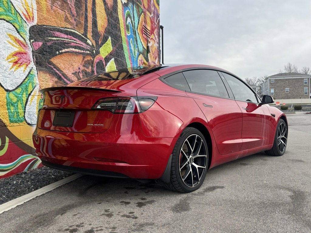Used 2021 Tesla Model 3 Performance image 9