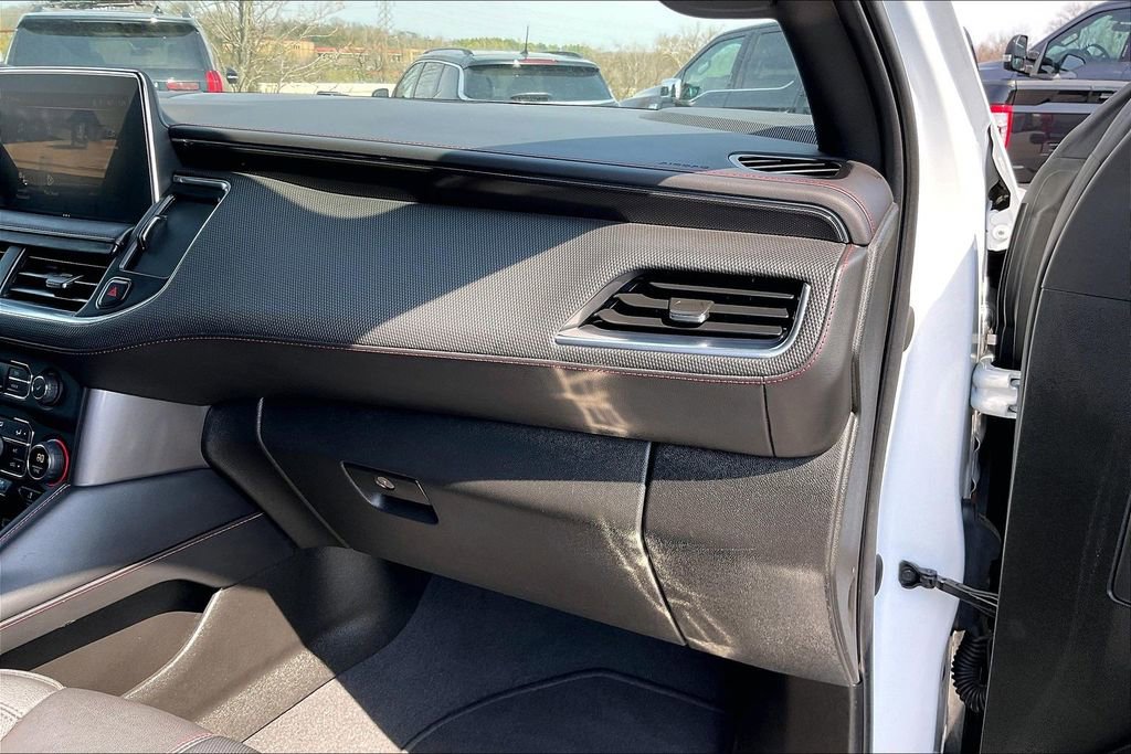 Used 2022 Chevrolet Tahoe RST w/ Sport Performance Package AWD/4WD image 29