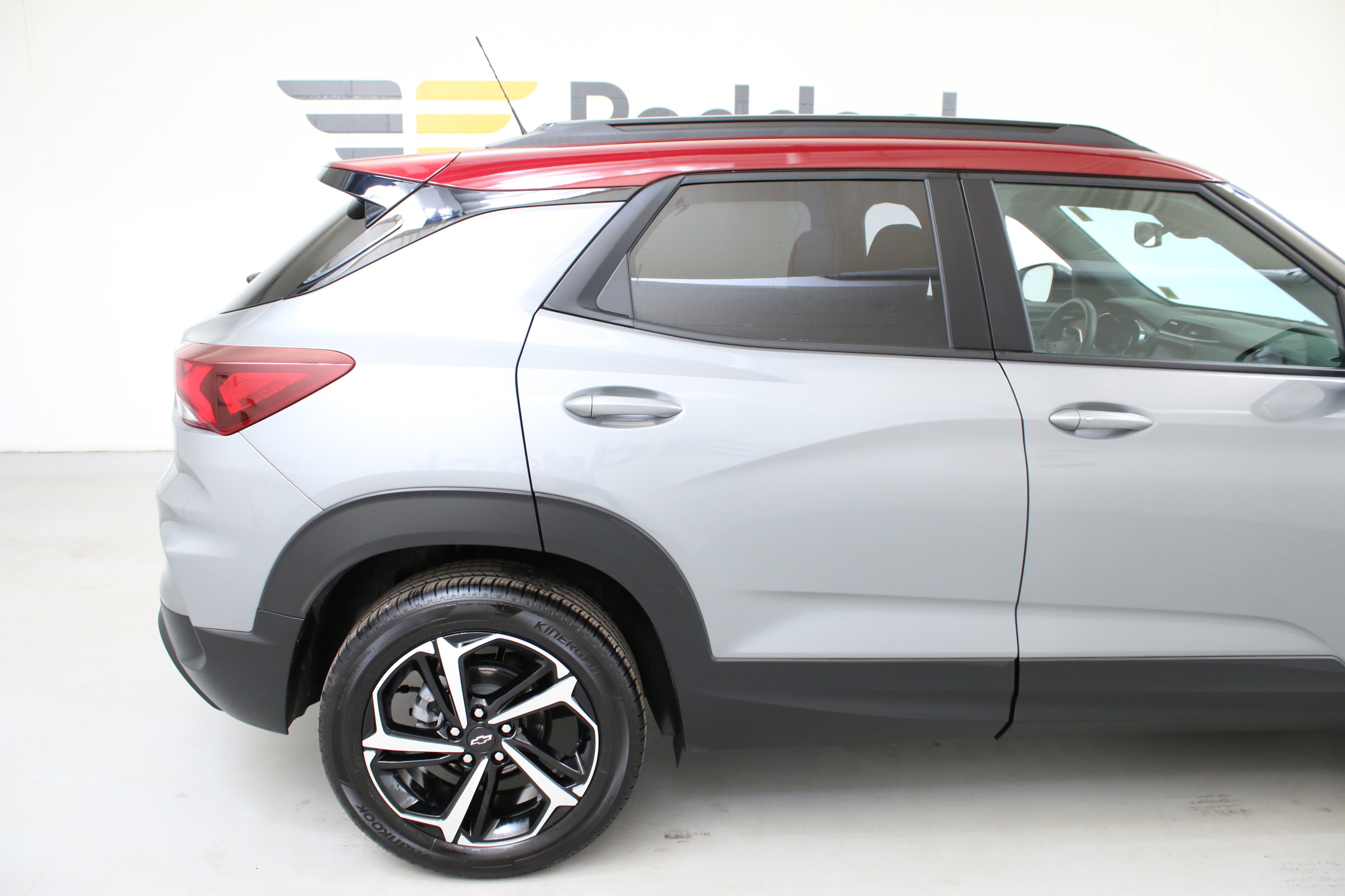 Used 2023 Chevrolet TrailBlazer RS w/ Sun and Liftgate Package image 10