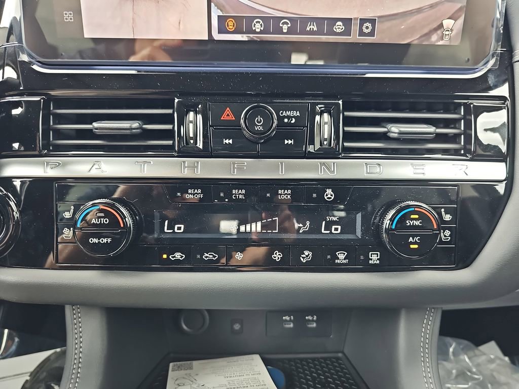 New 2026 Nissan Pathfinder Platinum w/ Cargo Package image 28