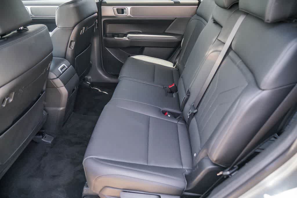 Used 2025 Hyundai Santa Fe XRT AWD/4WD image 17