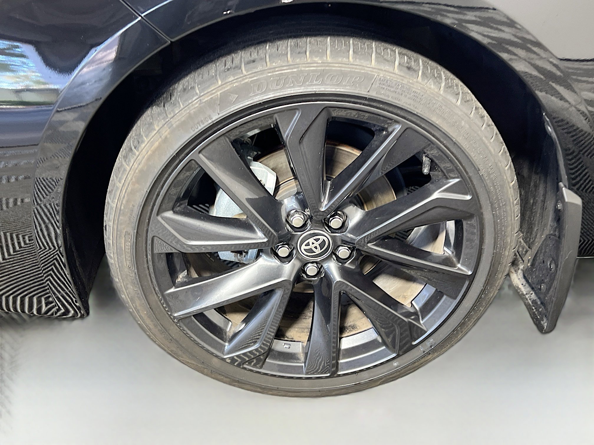 Used 2025 Toyota Corolla SE image 14