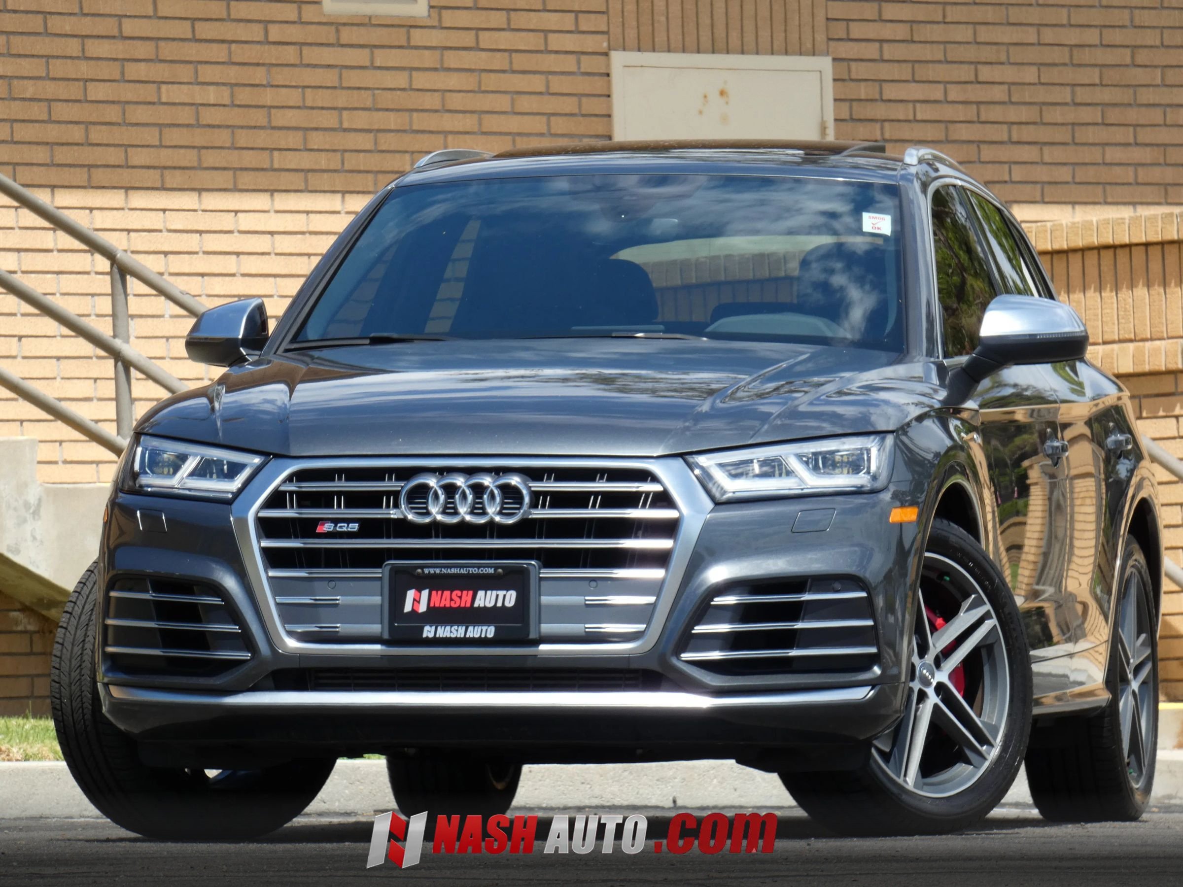 Used 2018 Audi SQ5 Premium Plus w/ S Sport Package AWD/4WD image 4