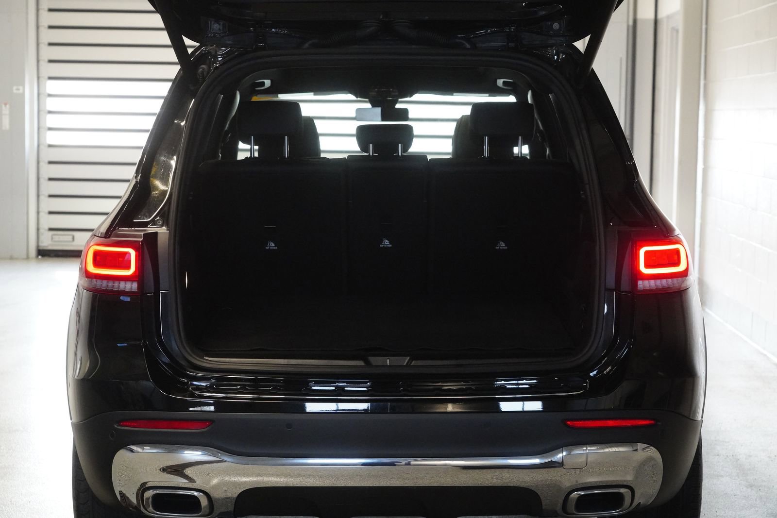 Used 2023 Mercedes-Benz GLB 250 4MATIC image 29