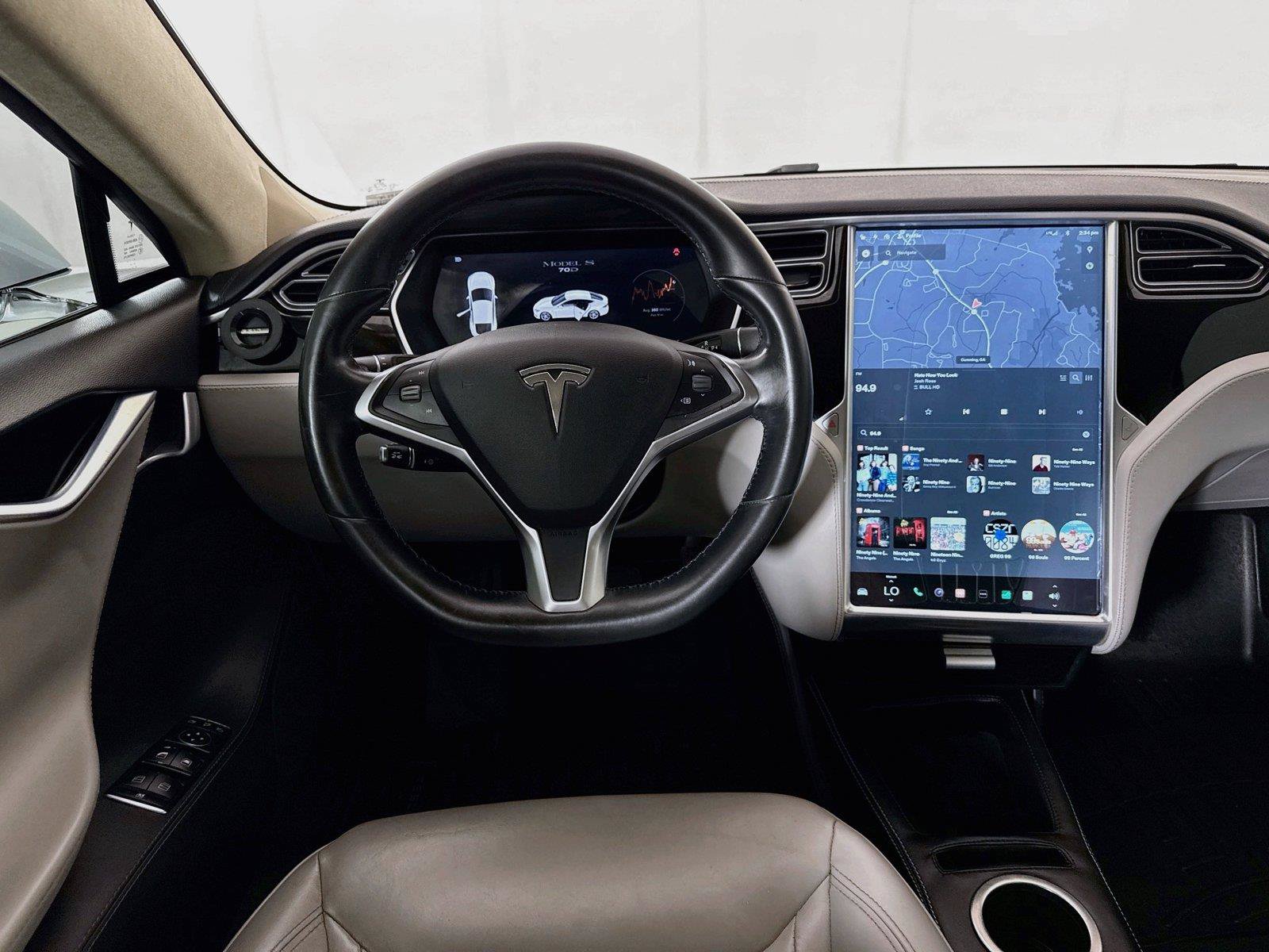 Used 2015 Tesla Model S 70D AWD/4WD image 29