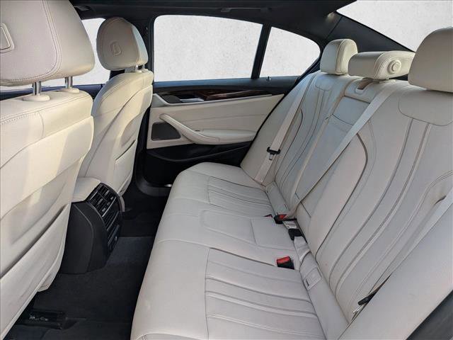 Used 2018 BMW 540i image 16