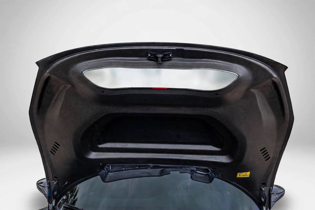 Certified 2019 Ferrari 488 Pista Coupe RWD image 15