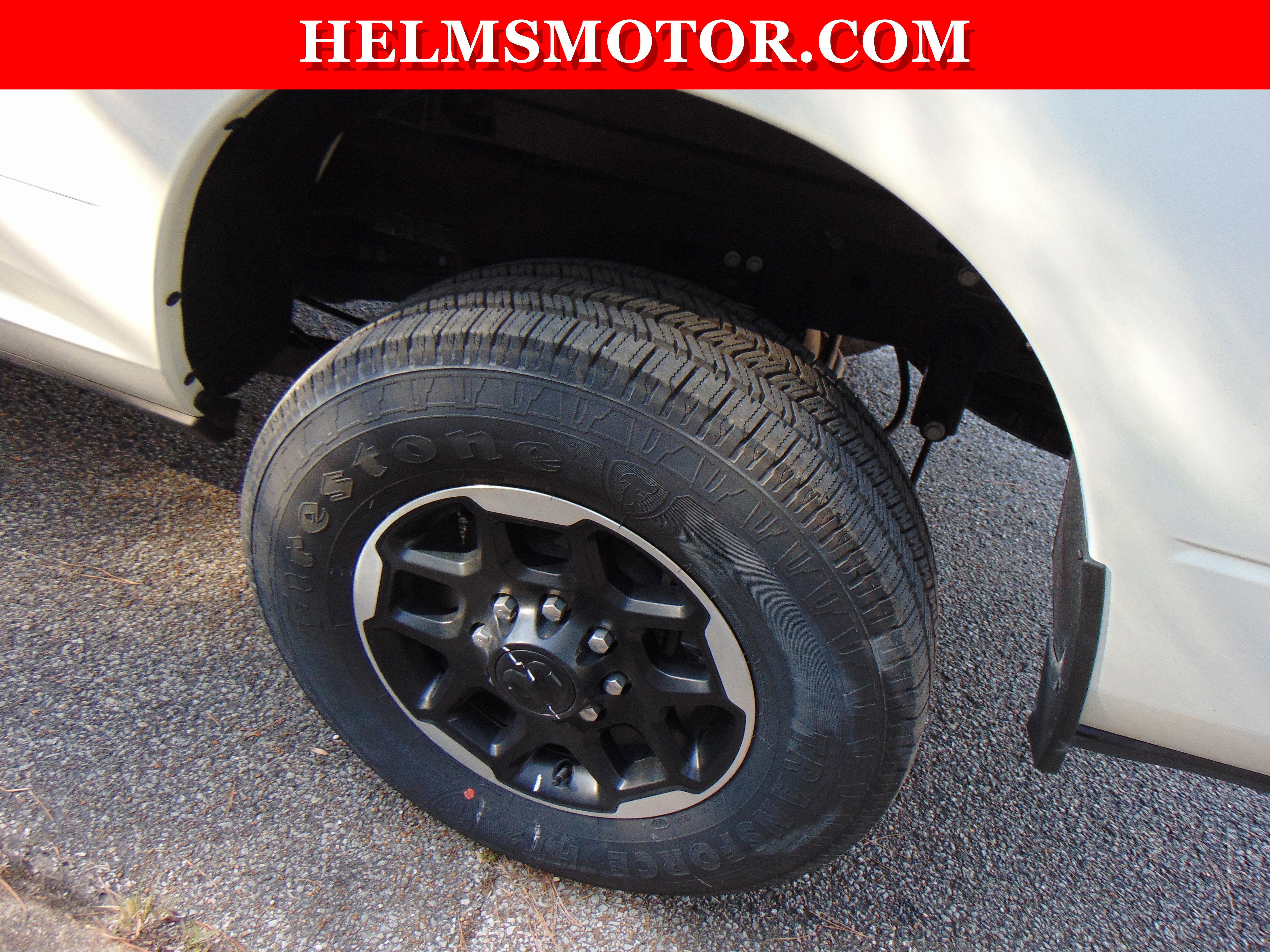 New 2025 RAM 2500 Laramie AWD/4WD image 25