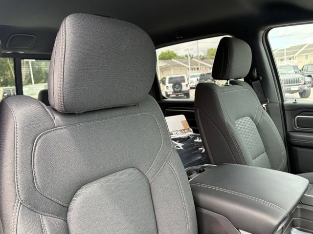 New 2026 RAM 1500 Big Horn AWD/4WD image 30