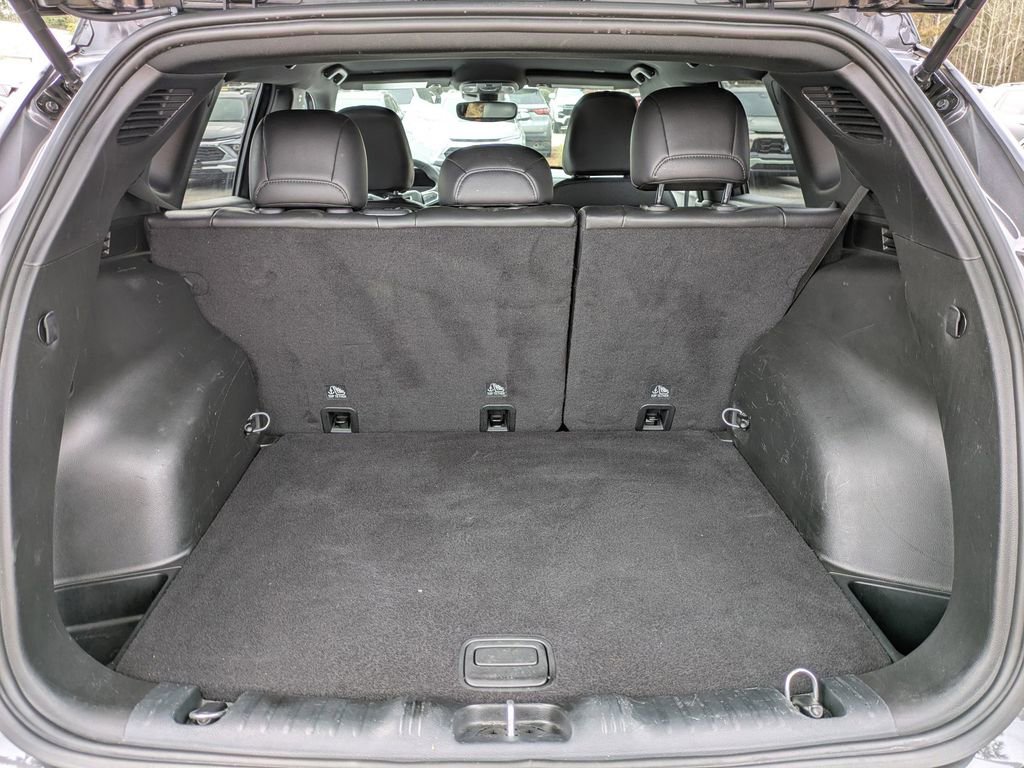 Used 2024 Jeep Compass Limited image 29