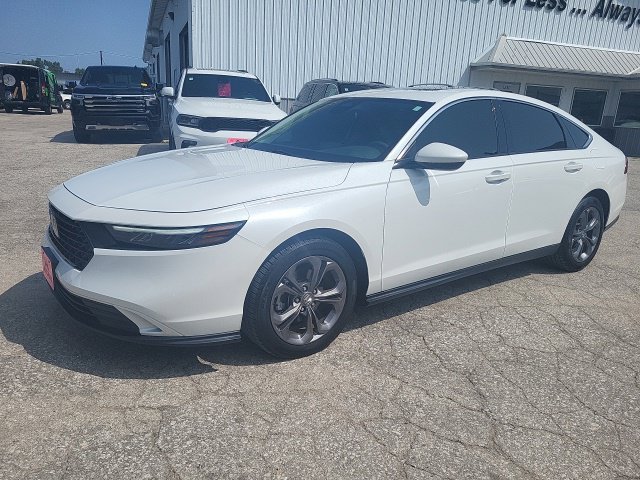 Used 2023 Honda Accord EX image 19