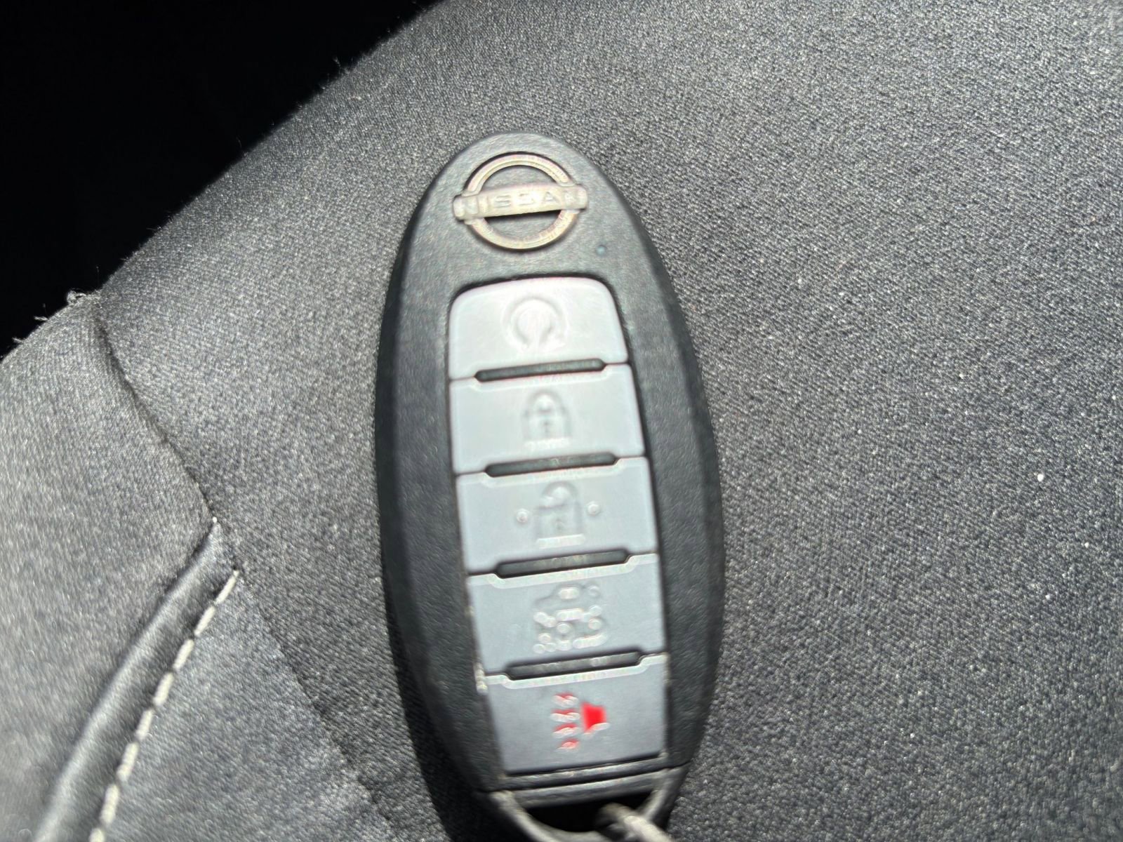 Used 2025 Nissan Altima 2.5 SV FWD image 24