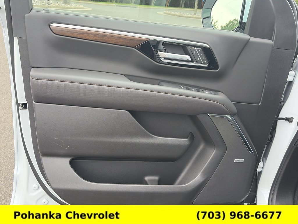 New 2026 Chevrolet Suburban High Country AWD/4WD image 23